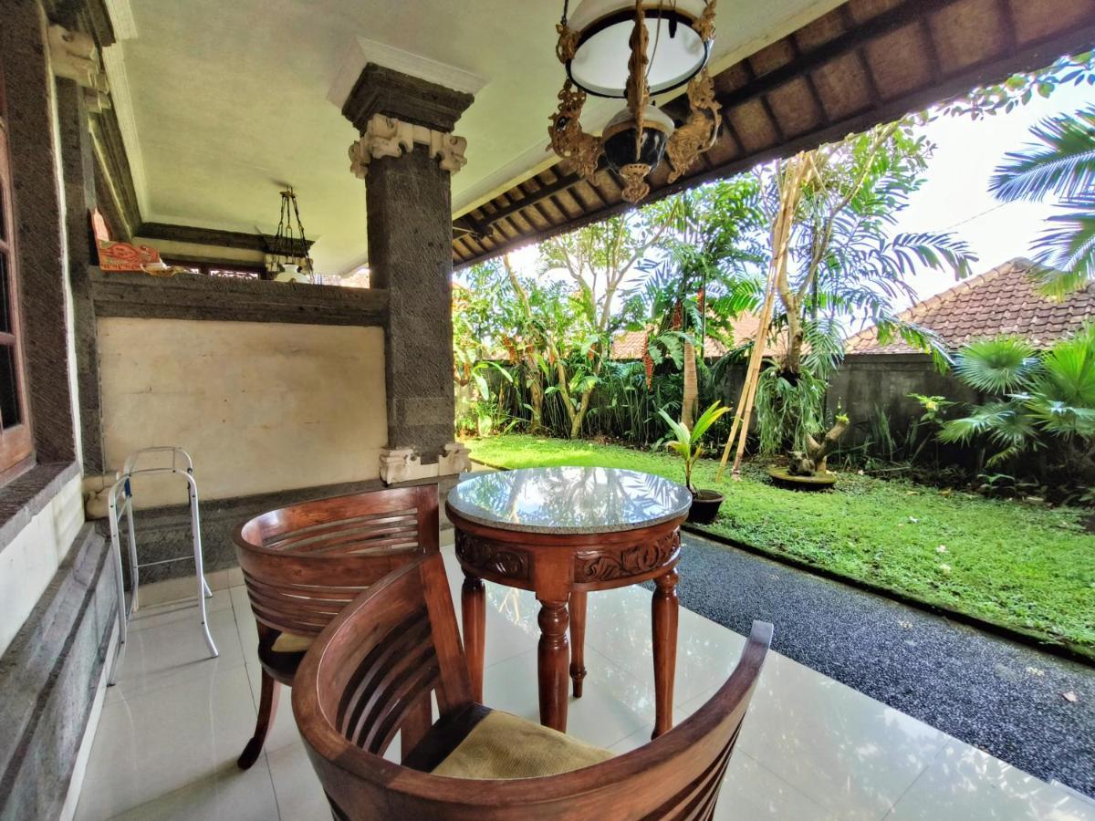 Warji House 2 Bisma Gasthuis 3*